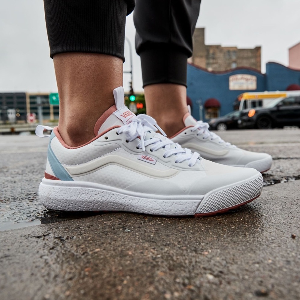 Vans Ultrarange white/blue/pink